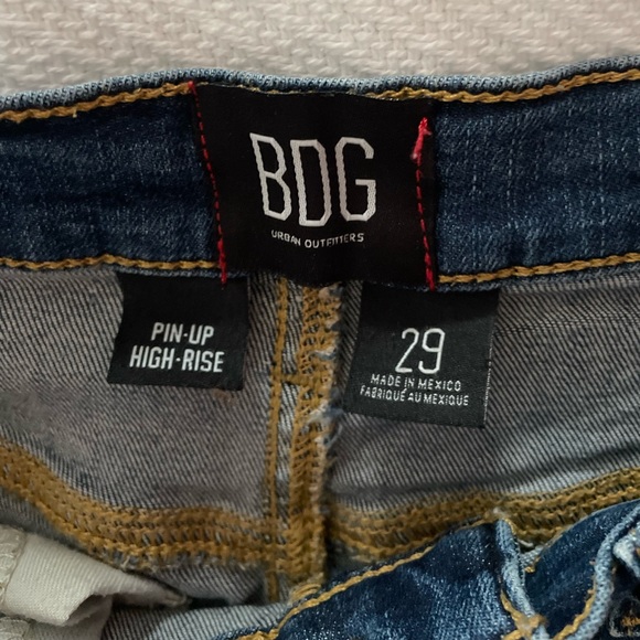 BDG Urban Outfitters pin up high rise jean shorts - Picture 2 of 6